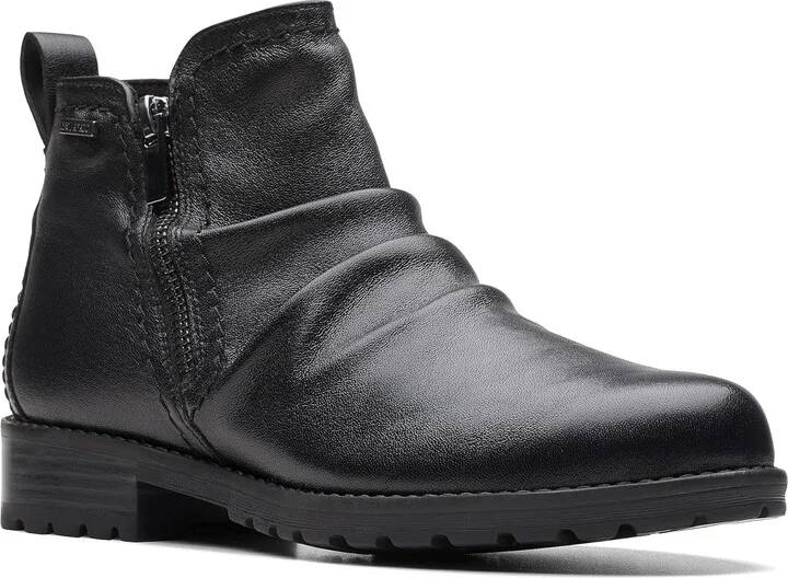 Clarks Unisex Aspra Walk WP Sneaker