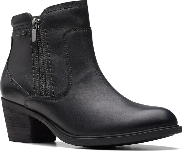 Clarks Unisex Neva Zip WP Sneaker