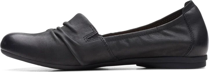 Clarks Unisex Rena Way Sneaker