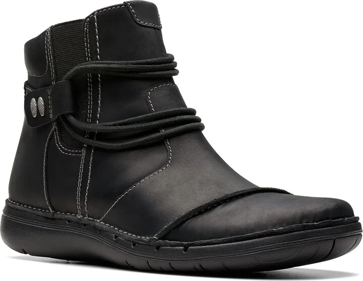 Clarks Unisex Un Loop Up Sneaker
