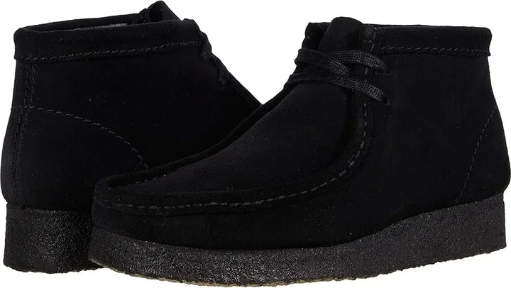 Clarks Wallabee Boot Women's Boots Black Suede 1 : 6 B - Medium, Leather