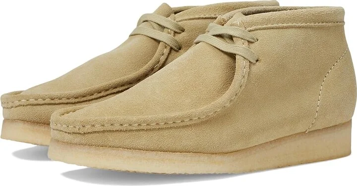 Clarks Wallabee Boot Women's Boots Maple Suede 1 : 6.5 B - Medium