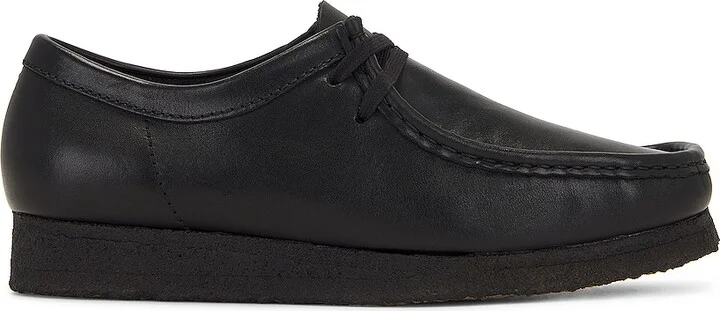 Clarks Wallabee in Black