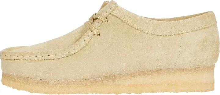 Clarks Wallabee Women's Lace up casual Shoes Maple Suede 1 : 8.5 B - Medium, Leather - Image 6