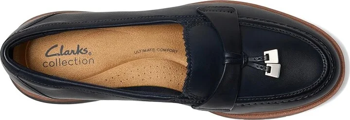 Clarks Westlynn Bella Women's Flat Shoes Navy Leather : 6.5 B - Medium - Image 2