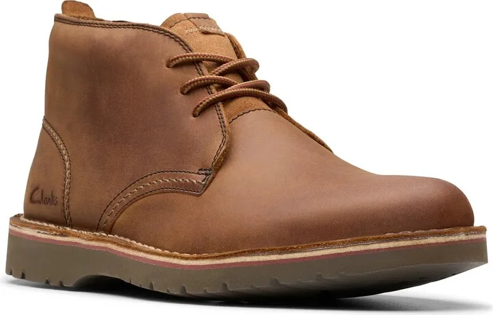 Clarks Wide Width Eastridge Chukka Boot
