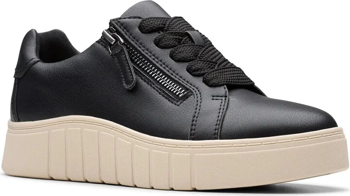 Clarks Wide Width Mykah Joy Sneaker