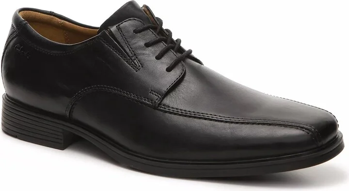 Clarks Wide Width Tilden Walk Oxford