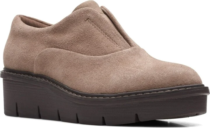 Clarks Women's Airabell Sky Loafer