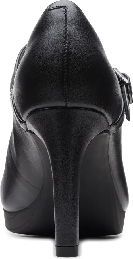 Clarks Women's Ambyr Shine Dress Shoes - Image 3