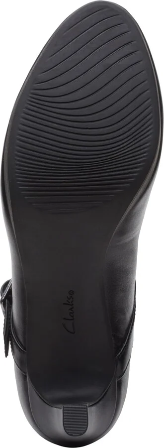 Clarks Women's Ambyr Shine Dress Shoes - Image 5