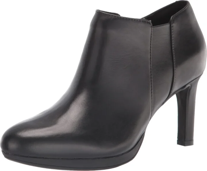 Clarks Women's Ambyr Step Fashion Boot