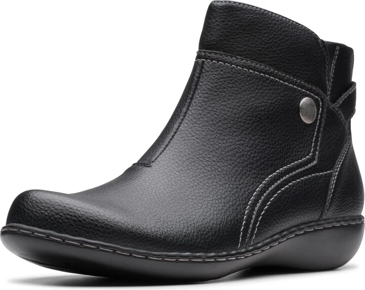 Clarks Women's Ashland Mabel Ankle Boot