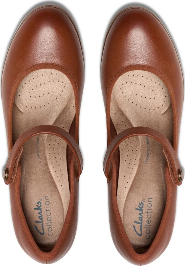 Clarks Women's Bayla Lily Riptape Dress Pumps - Image 8
