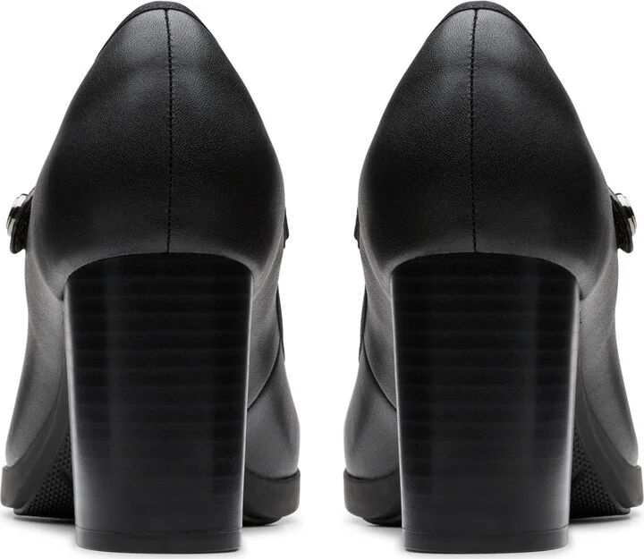 Clarks Women's Bayla Lily Round Toe Pumps - Image 3