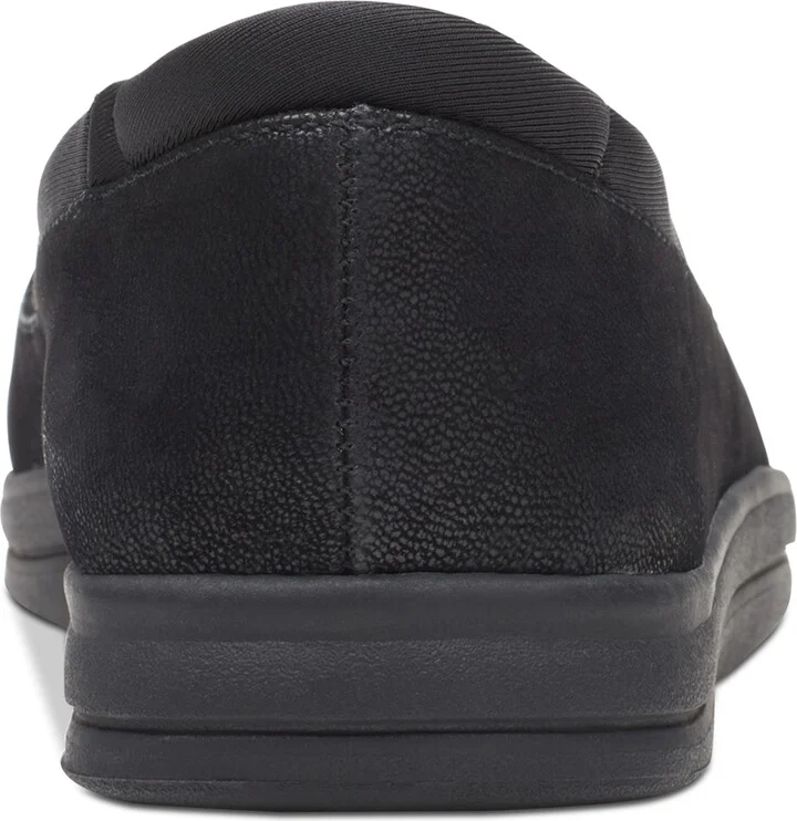 Clarks Women's Breeze Ayla Round-Toe Slip-On Flats - Image 3