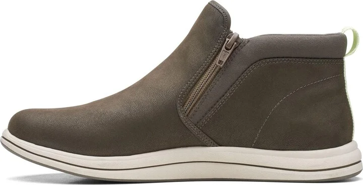 Clarks Women's Breeze Clover Ankle Boot