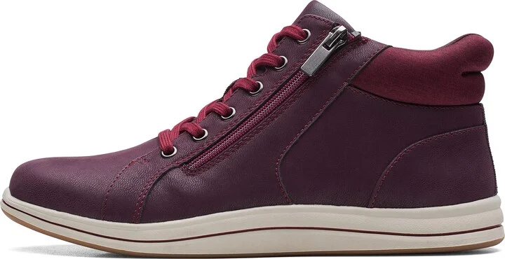 Clarks Women's Breeze Glide Ankle Boot