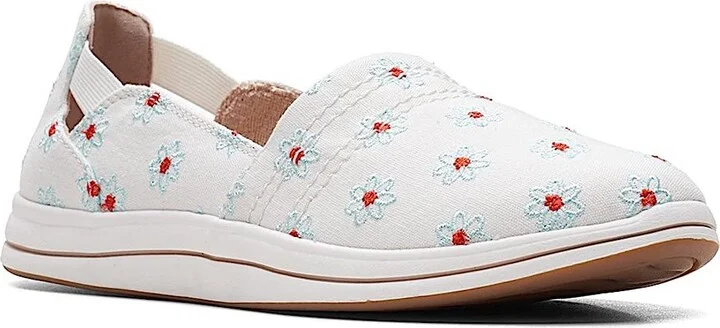 Clarks Women's Breeze Step Loafer