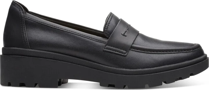 Clarks Women's Calla Ease Slip-On Loafer Flats - Image 2