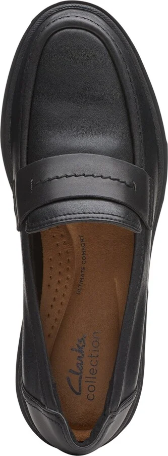Clarks Women's Calla Ease Slip-On Loafer Flats - Image 4