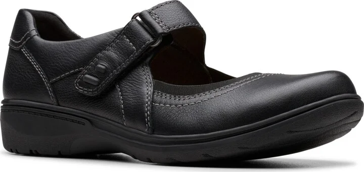 Clarks Women's Carleigh Madi Round Toe Mary Jane Flats