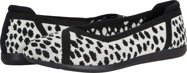 White/Black Interest Knit