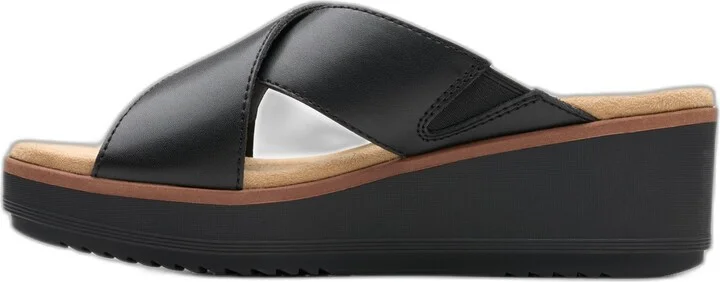 Clarks Women's Casual Wedge Sandal