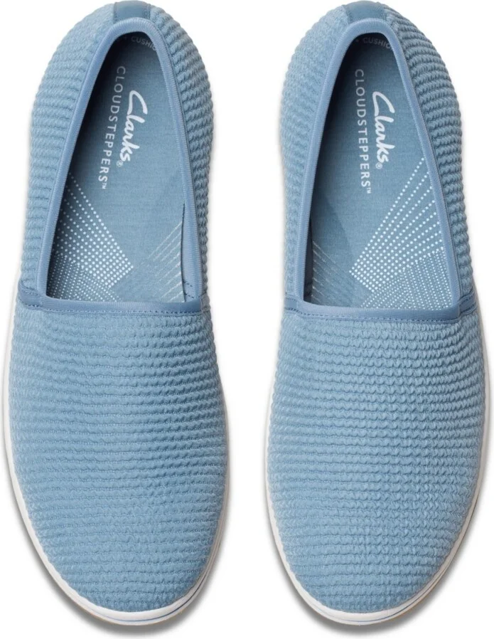 Clarks Women's Cloud Steppers Breeze Stretch Closed Toe Shoes - Image 10