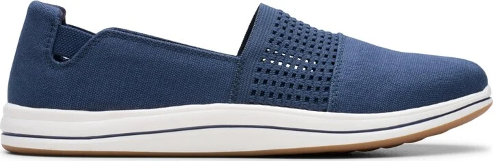 Clarks Women's Cloud Steppers Breeze Vibe Flat Shoes - Image 7