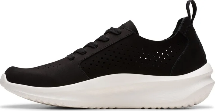 Clarks Women's Cloud Steppers Solevana Style Slip On Sneakers - Image 9