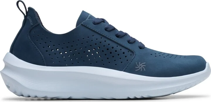 Clarks Women's Cloud Steppers Solevana Style Slip On Sneakers - Image 10