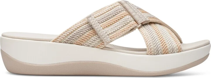 Clarks Women's Cloudsteppers Arla Wave Sandals - Image 10