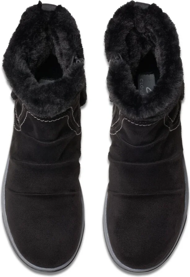 Clarks Women's Cloudsteppers Breeze Cozy Boots - Image 9
