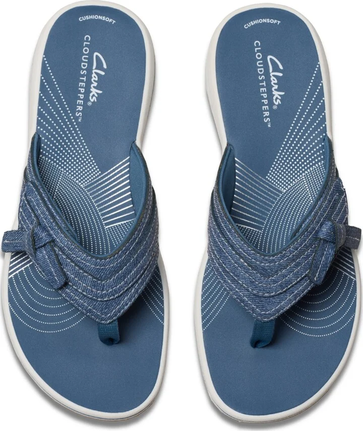 Clarks Women's Cloudsteppers Breeze Dalia Rip Tape Sandals - Image 4