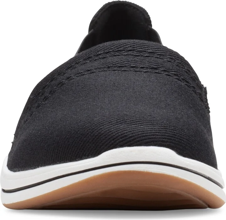 Clarks Women's Cloudsteppers Breeze Step Ii Slip On Sneakers - Image 3