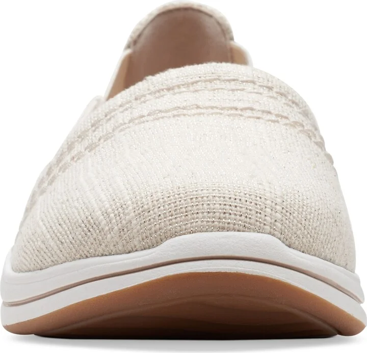 Clarks Women's Cloudsteppers Breeze Step Ii Slip On Sneakers - Image 8