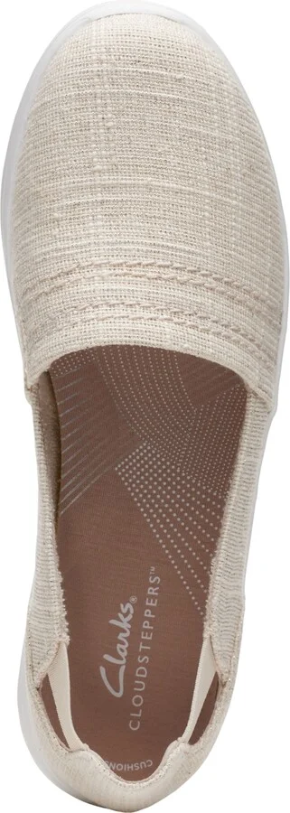 Clarks Women's Cloudsteppers Breeze Step Ii Slip On Sneakers - Image 9