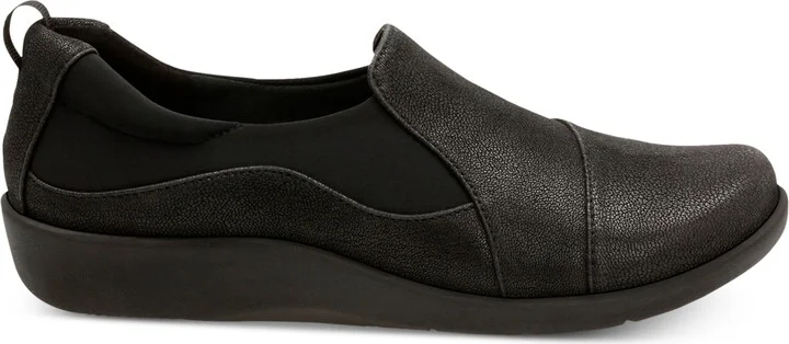 Clarks Women's Cloudsteppers Sillian Paz Flats - Image 2