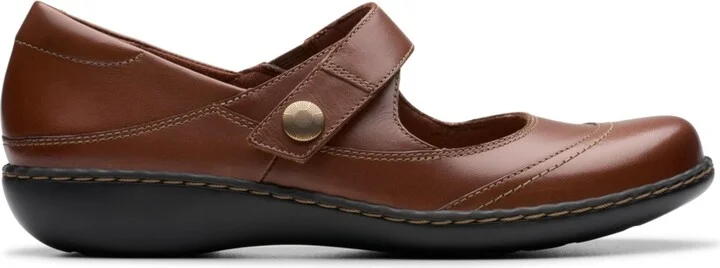 Clarks Women's Collection Ashland Elayne Closed Toe Shoes - Image 7