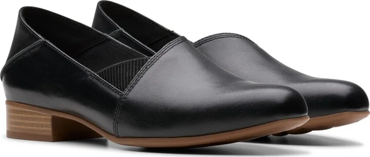 Clarks Women's Collection Juliet Trim Shoes - Image 10