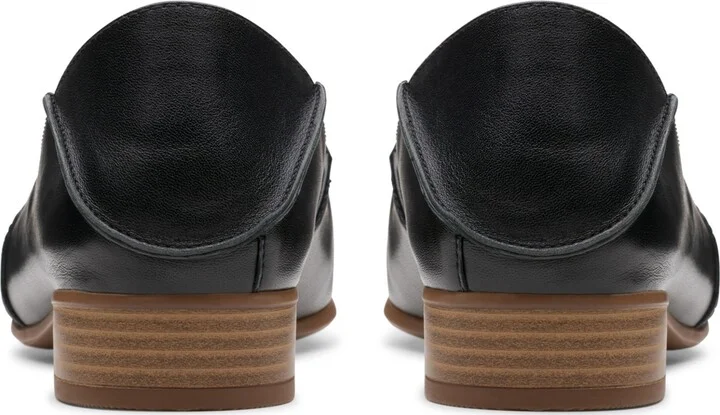 Clarks Women's Collection Juliet Trim Shoes - Image 11