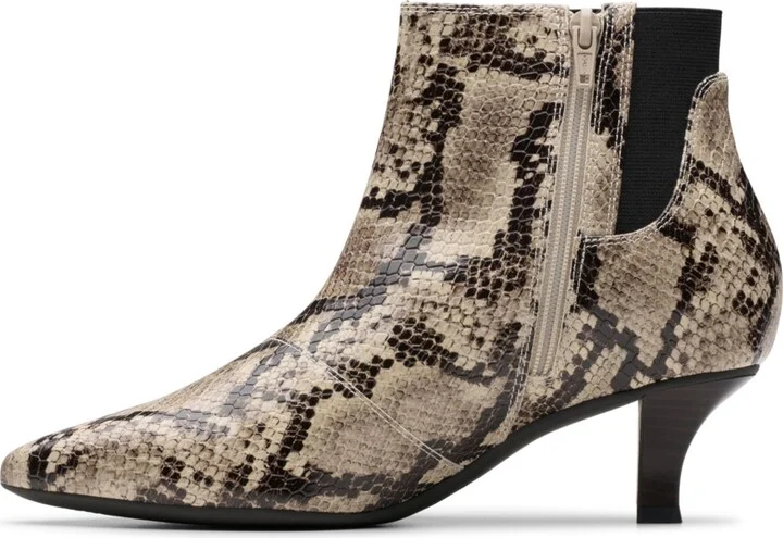 Clarks Women's Collection Kepley Erin Boots - Image 6