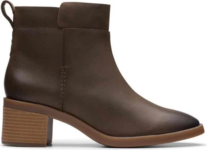 Clarks Women's Collection Lileigh Charm Boots - Image 2