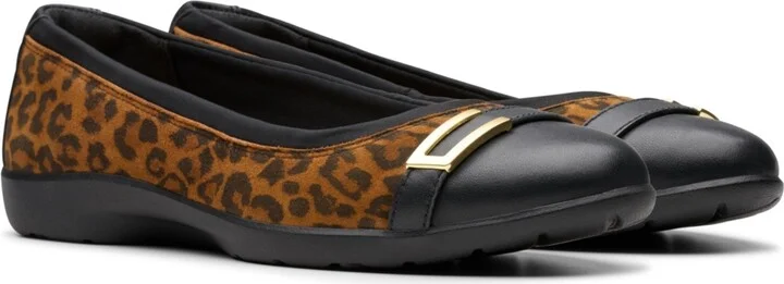Clarks Women's Collection Meadow Rose Shoes - Image 4