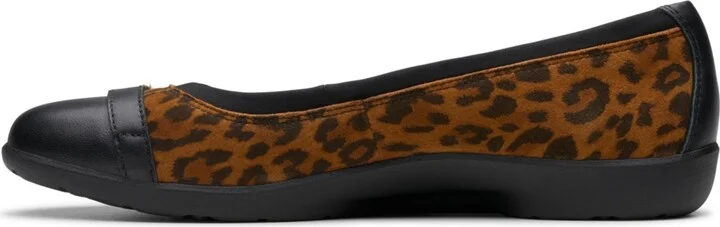 Clarks Women's Collection Meadow Rose Shoes - Image 6