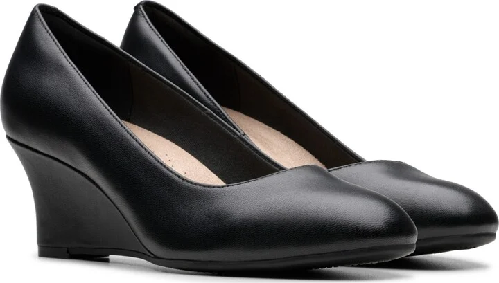 Clarks Women's Collection Olivette Cultured Pearl Pumps - Image 5