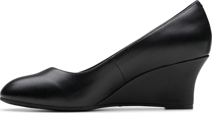 Clarks Women's Collection Olivette Cultured Pearl Pumps - Image 6