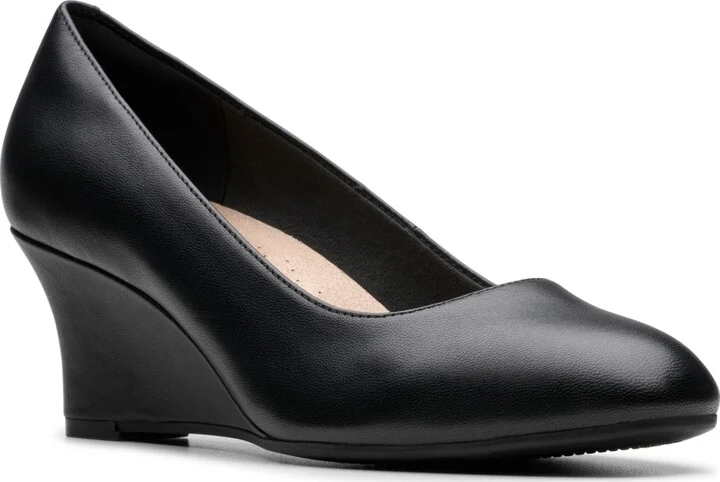 Clarks Women's Collection Olivette Cultured Pearl Pumps