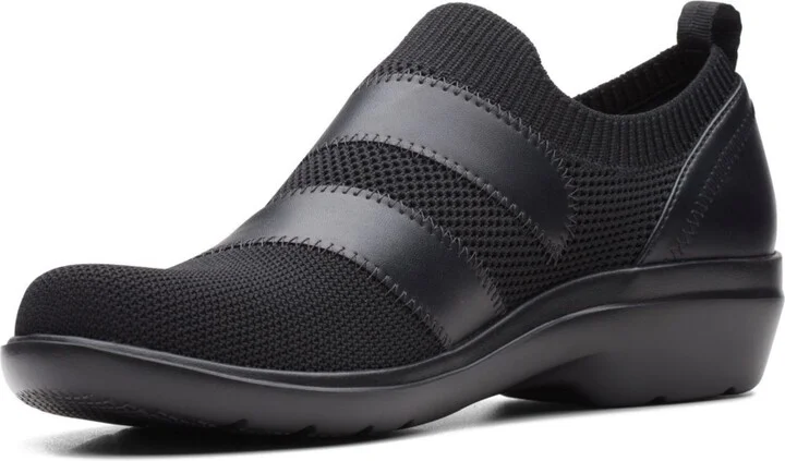 Clarks Women's Collection Sashlyn Edge Slip-on Shoe - Image 2